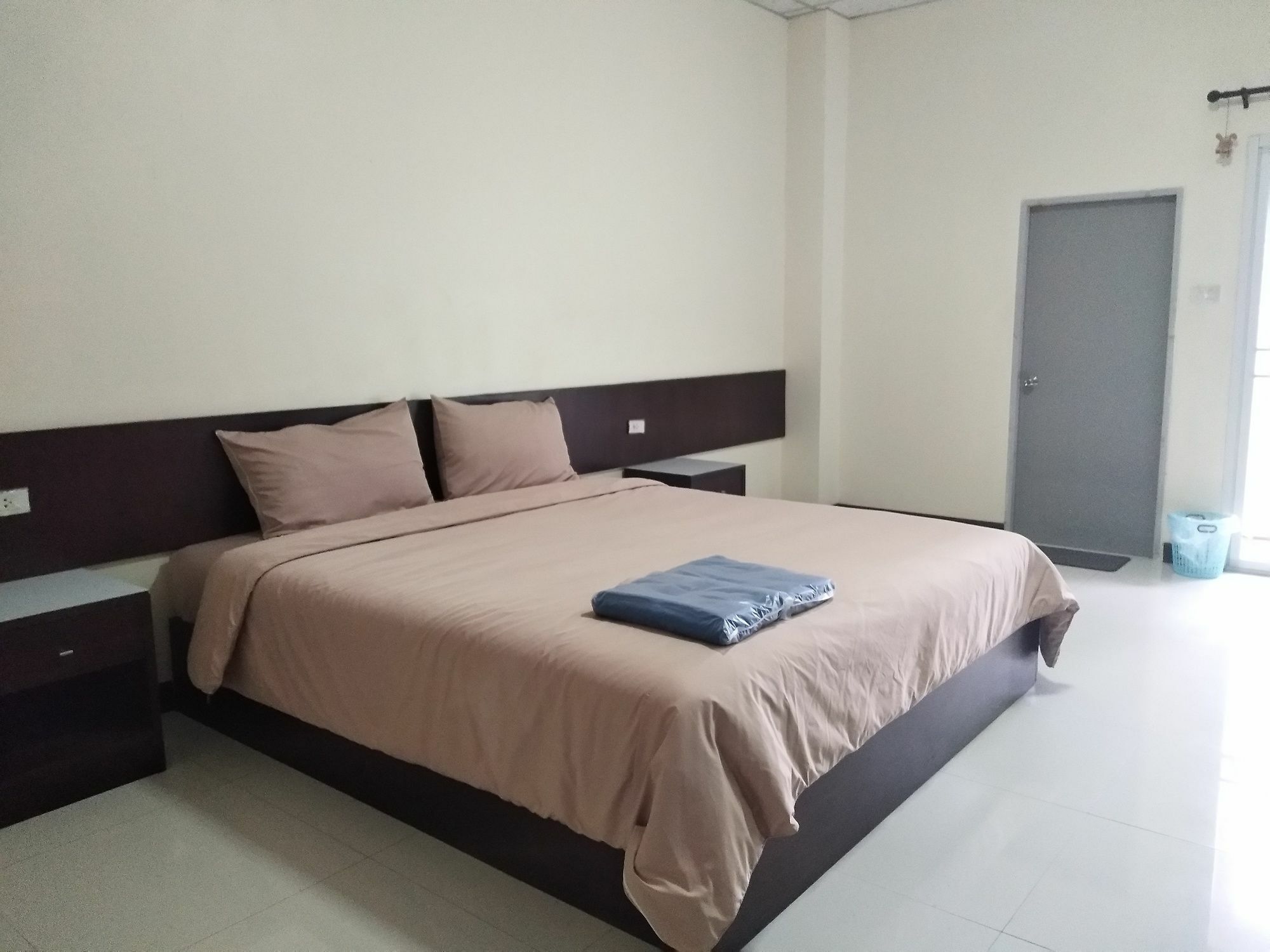 Volinta Park Apartment Ράγιονγκ Εξωτερικό φωτογραφία
